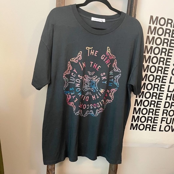 NEW Free People x Daydreamer The Girl With The Kaleidoscope Merch Tee - Picture 4 of 13